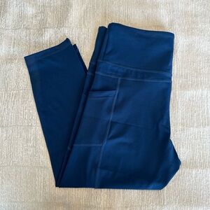 ZYIA Light n Tight Capri Leggings with Pocket